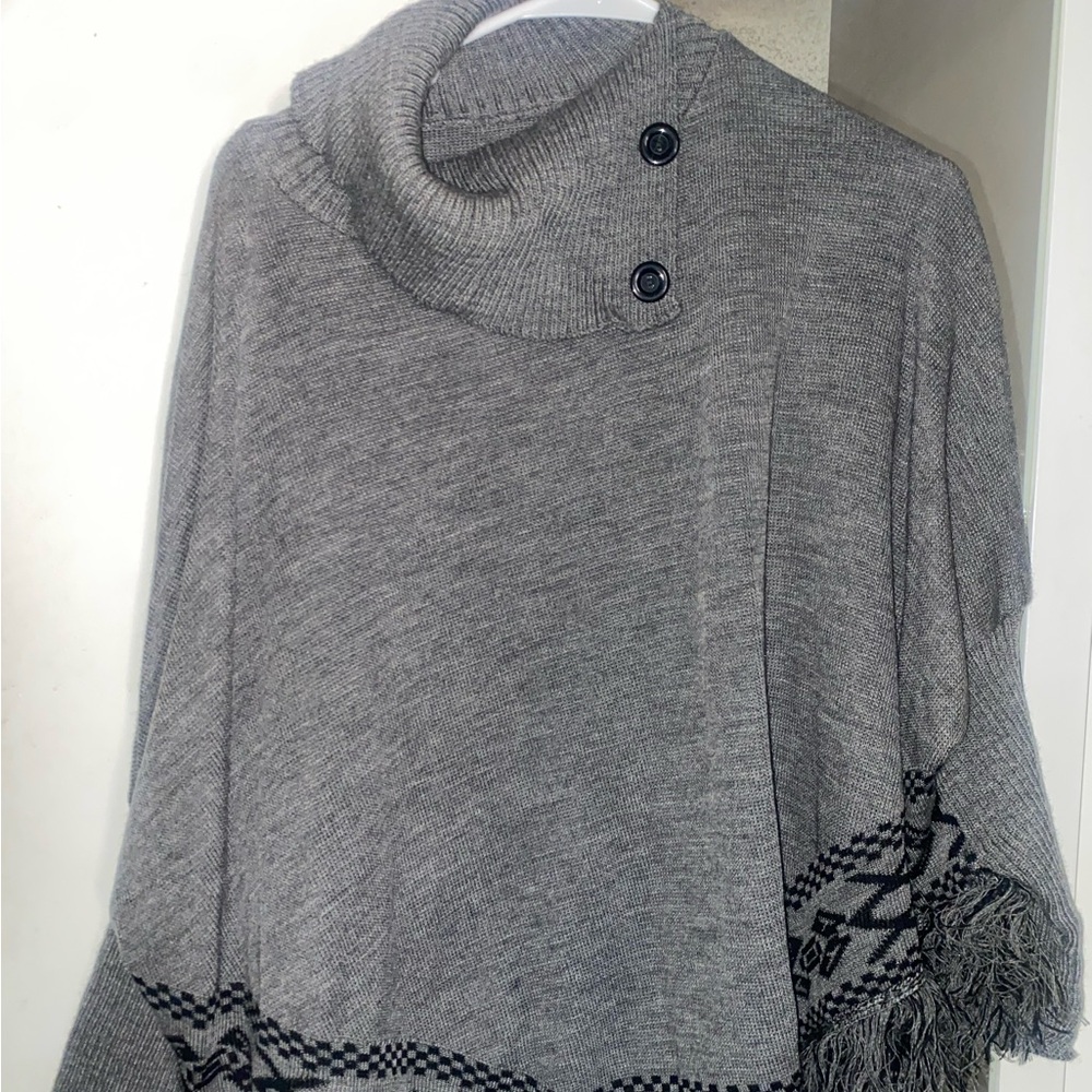 Gray Knitted Poncho